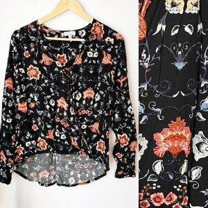 AVLN Studio Stitch Fix Black Floral Surplice Blouse